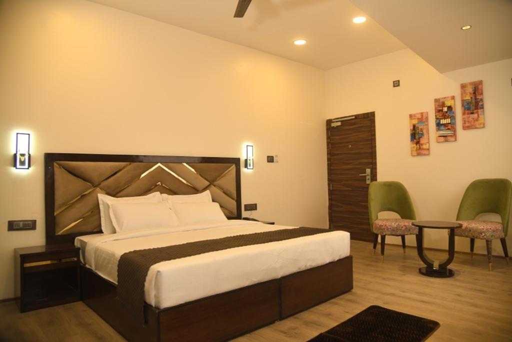 Cloud Social Shillong Exterior foto