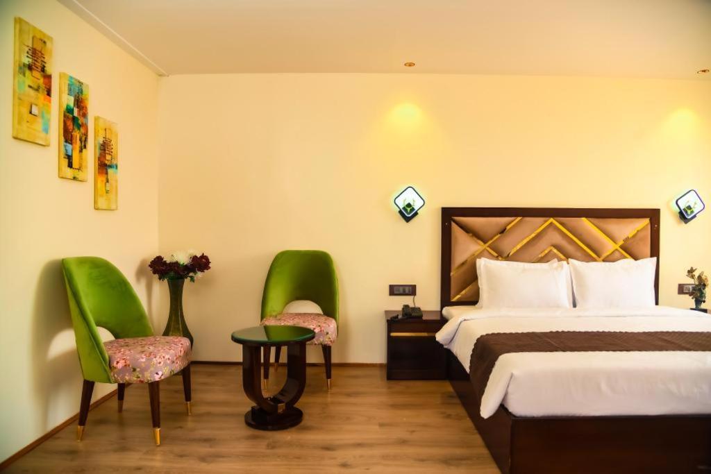 Cloud Social Shillong Exterior foto
